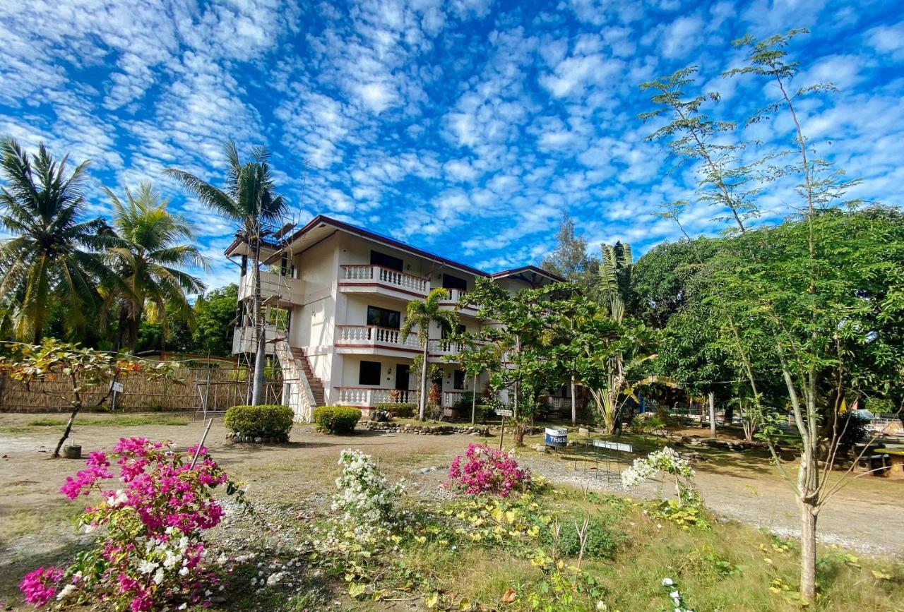 Reddoorz @ Seasun Beach Resort And Hotel Zambales Santa Cruz  Екстер'єр фото