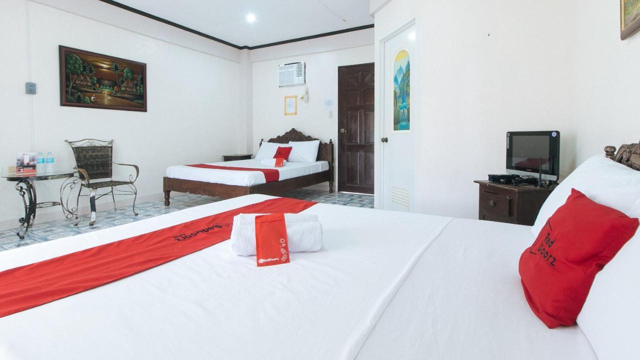 Reddoorz @ Seasun Beach Resort And Hotel Zambales Santa Cruz  Екстер'єр фото